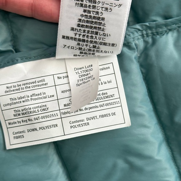 Eddie Bauer Women’s Down Vest Green - Picture 12 of 13